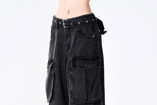 Chic Comfort Cargo Jeans